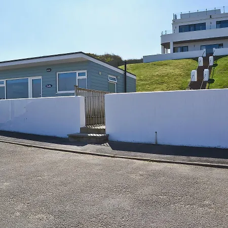 Holiday home Cockle Cabin- 25064 Filey